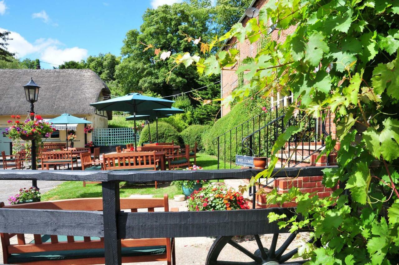 The White Lion Inn Andover Dış mekan fotoğraf